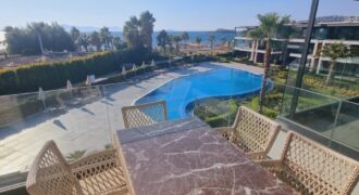 2 bedrooms lux flat with sea view and private beach